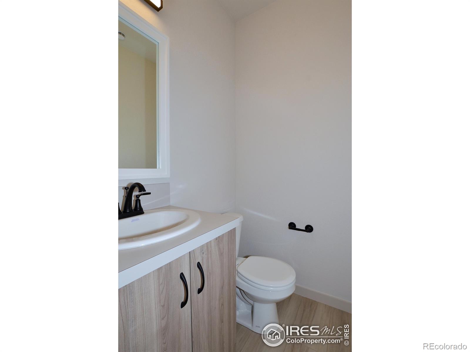 MLS Image #17 for 1039  spartan avenue,berthoud, Colorado