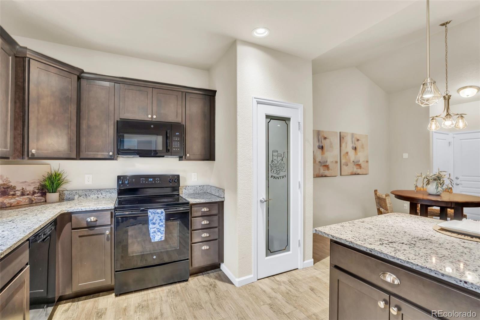 MLS Image #11 for 6658  folsom heights,colorado springs, Colorado