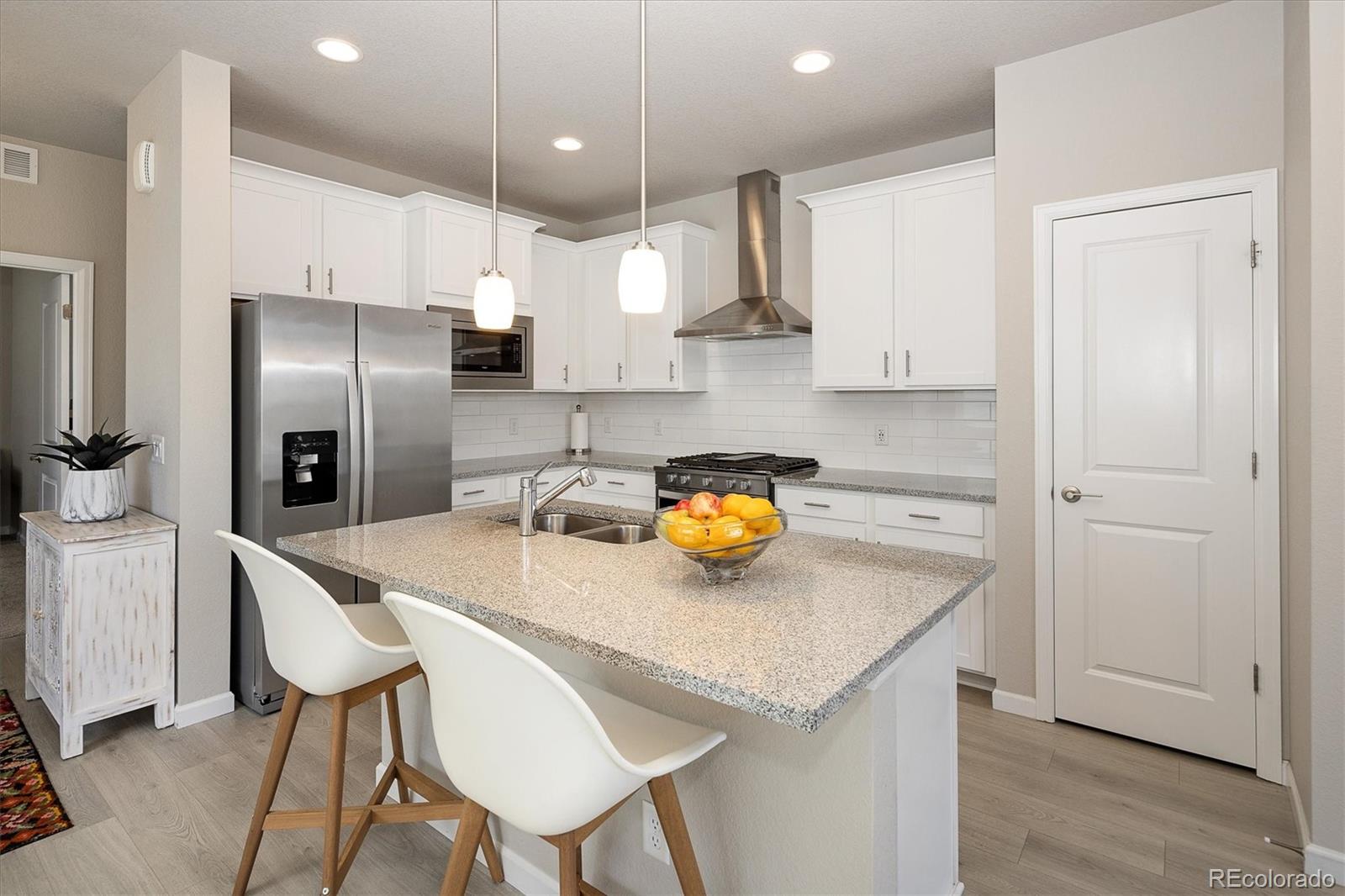 MLS Image #4 for 655  stonebridge drive,longmont, Colorado