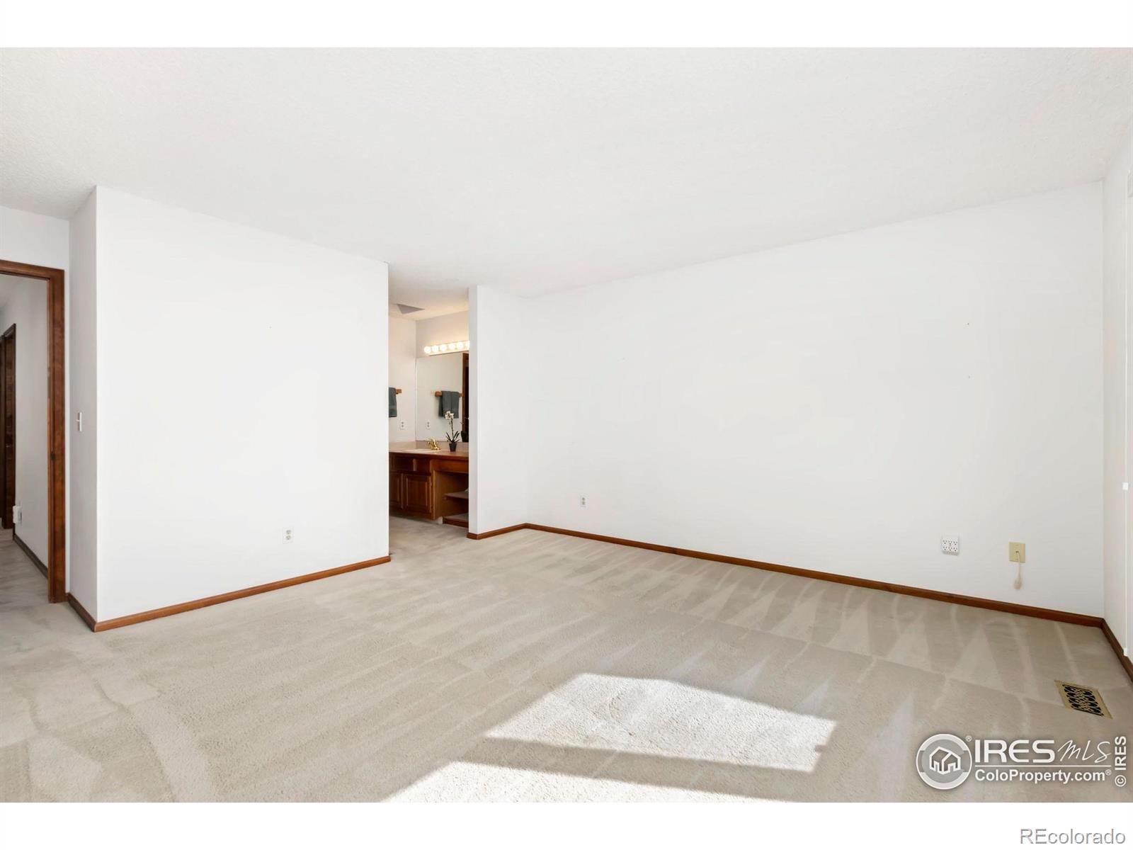 MLS Image #22 for 1471  front nine drive,fort collins, Colorado