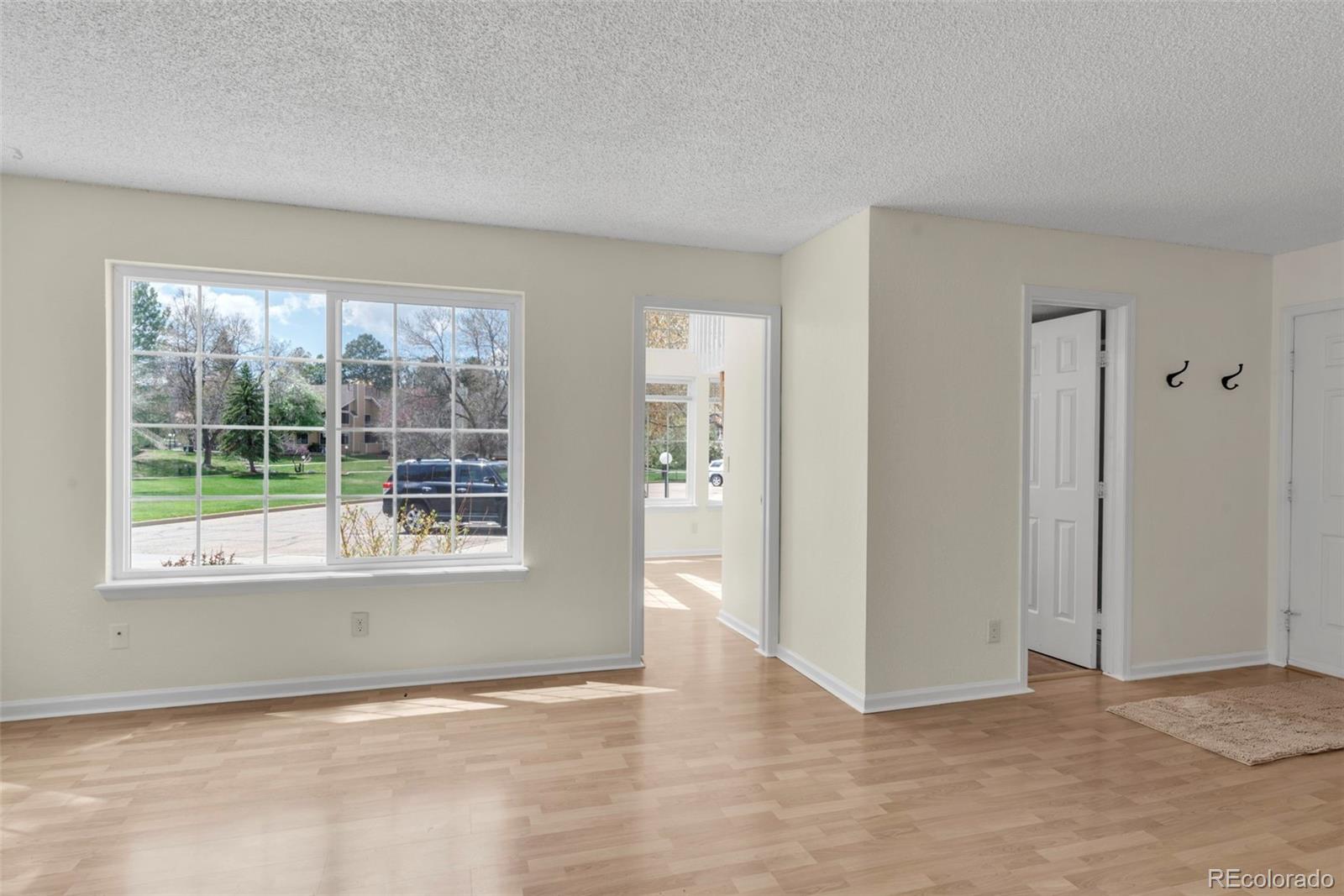 MLS Image #11 for 4871  white rock circle,boulder, Colorado