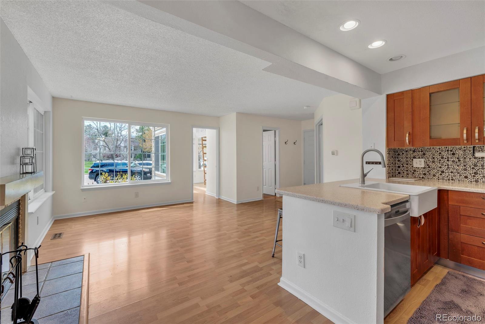 MLS Image #8 for 4871  white rock circle,boulder, Colorado