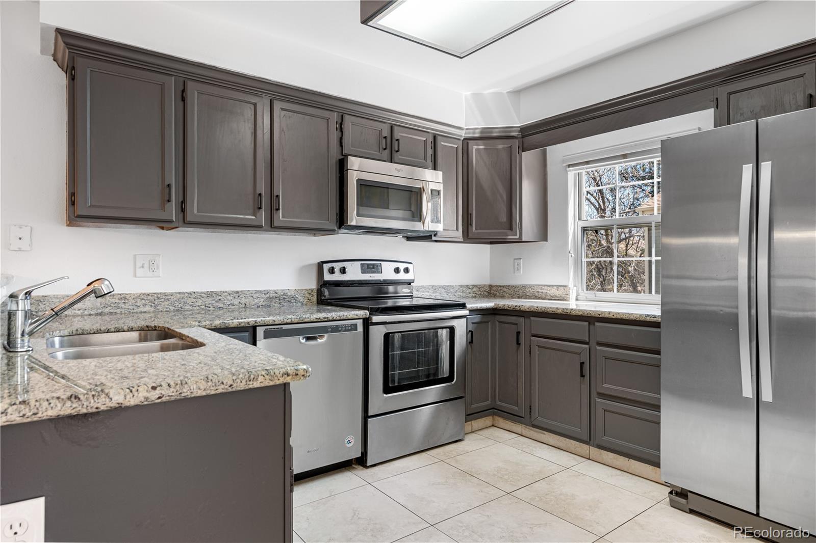 MLS Image #8 for 1981 s hannibal court,aurora, Colorado