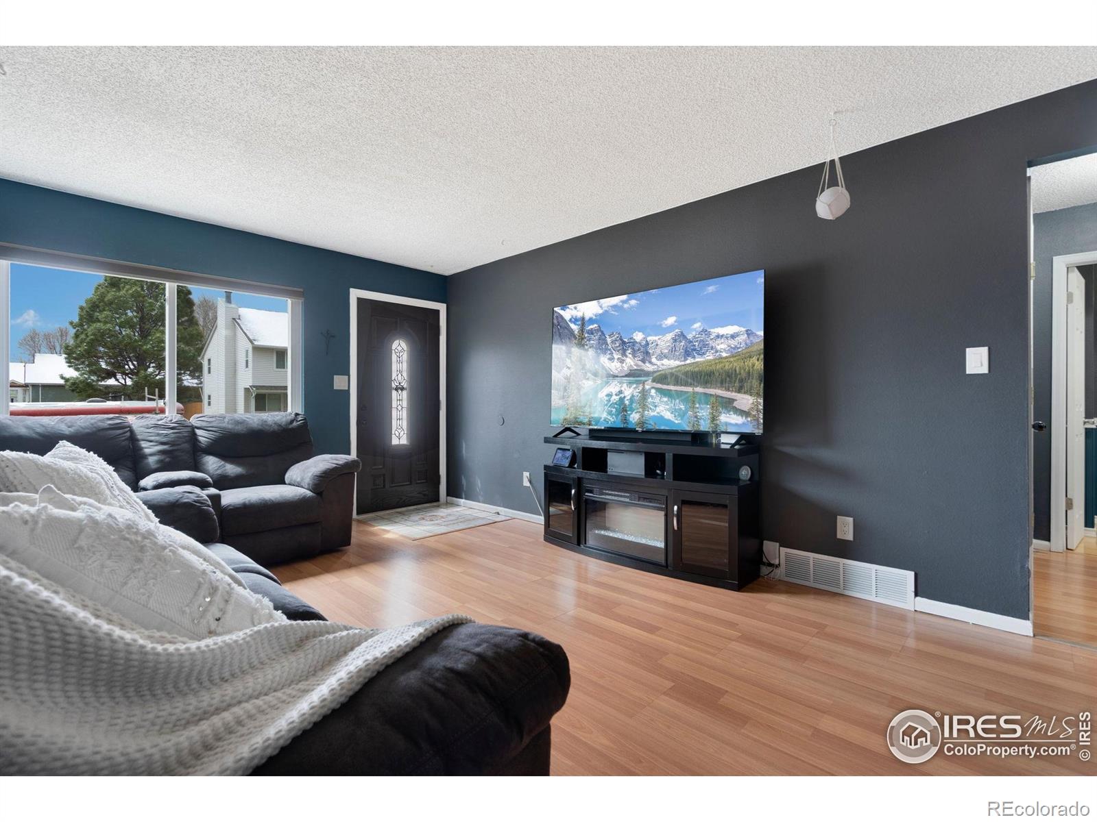 MLS Image #3 for 1563  peacock place,loveland, Colorado