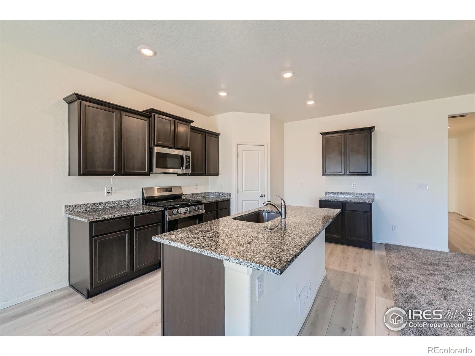 MLS Image #7 for 521  evans avenue,keenesburg, Colorado