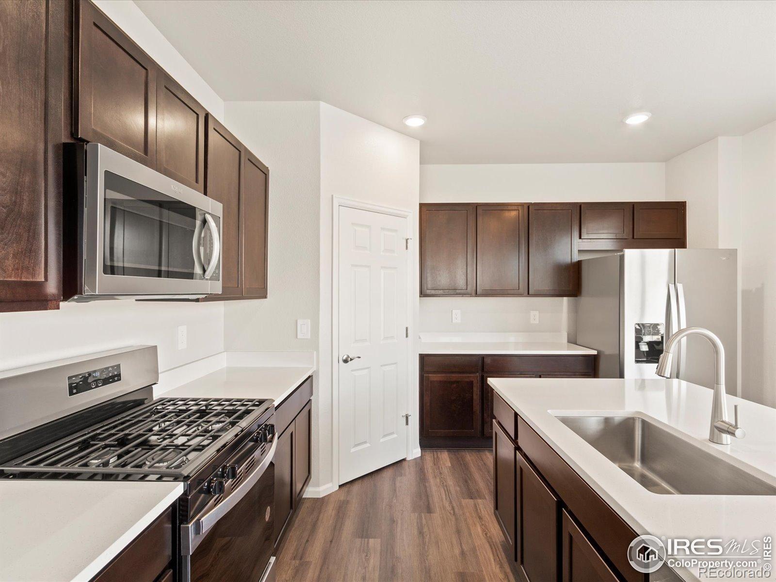 MLS Image #13 for 1025  odessa lake road,severance, Colorado