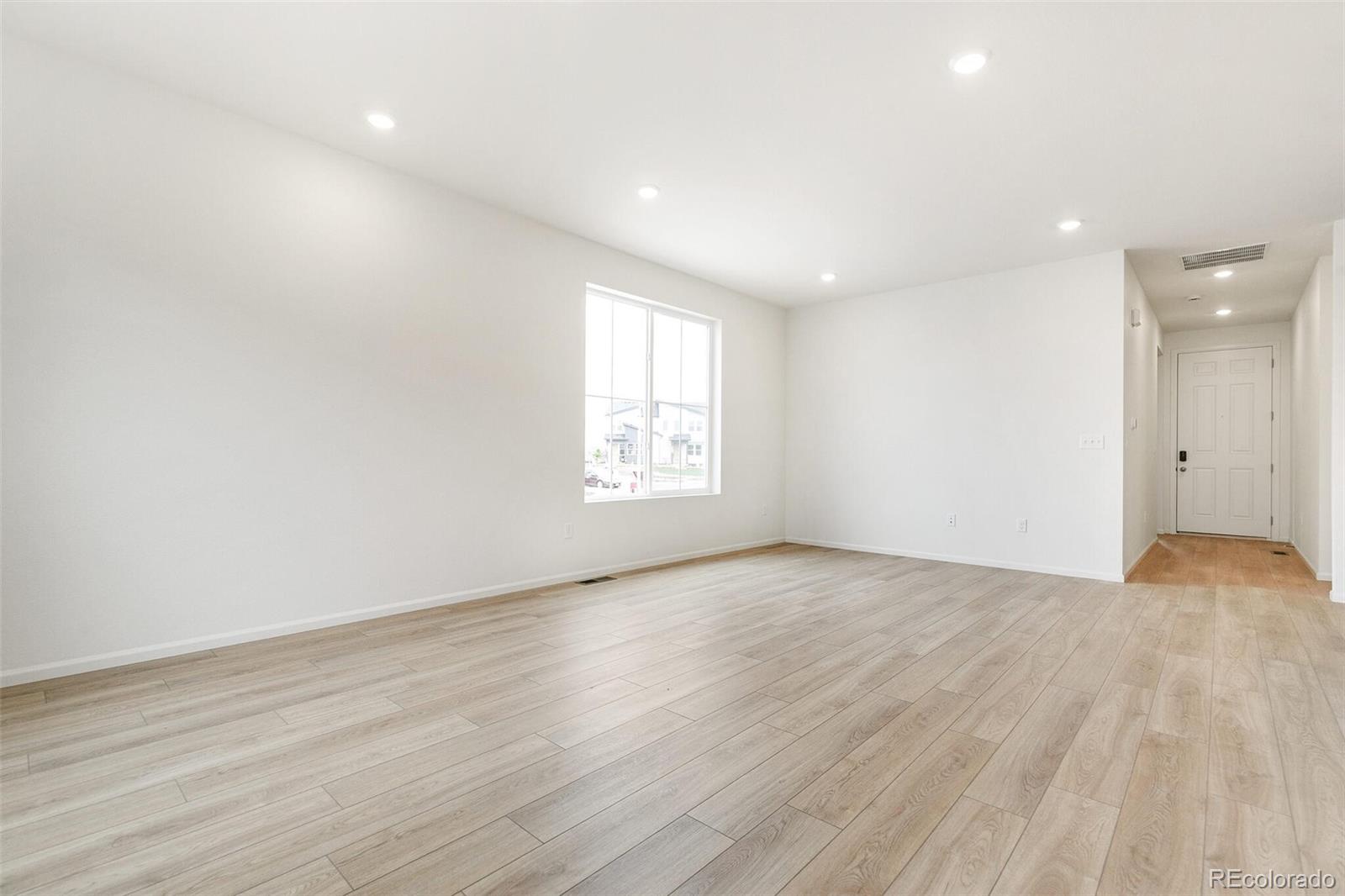 MLS Image #5 for 5726 n jebel way,aurora, Colorado