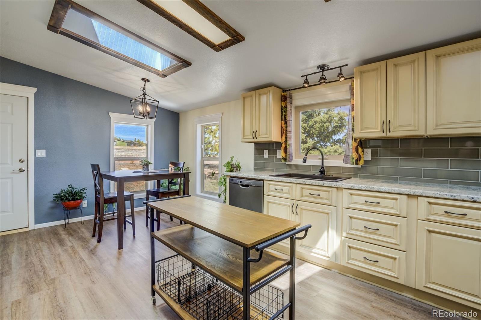 MLS Image #11 for 436  calle de la nieva ,florissant, Colorado