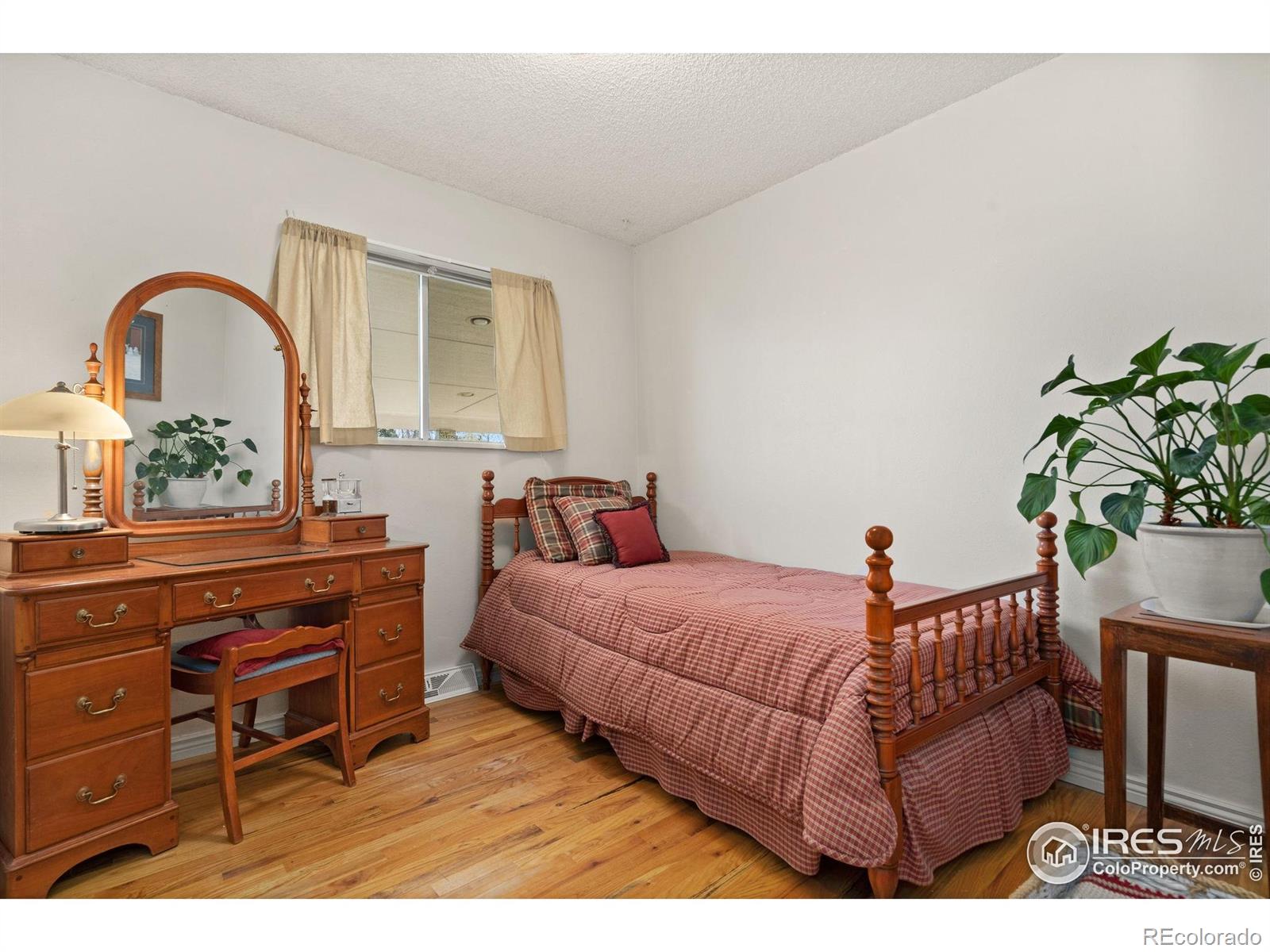 MLS Image #15 for 624  37th ave ct,greeley, Colorado