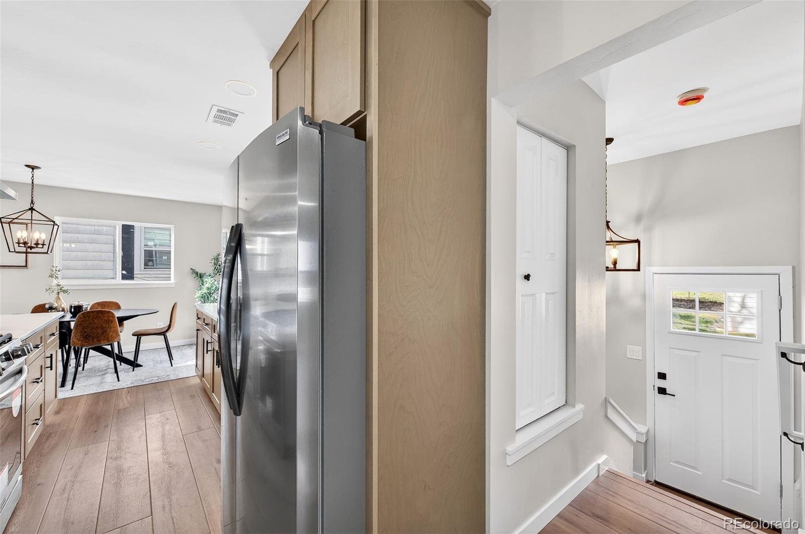 MLS Image #14 for 2603 s marion street,denver, Colorado