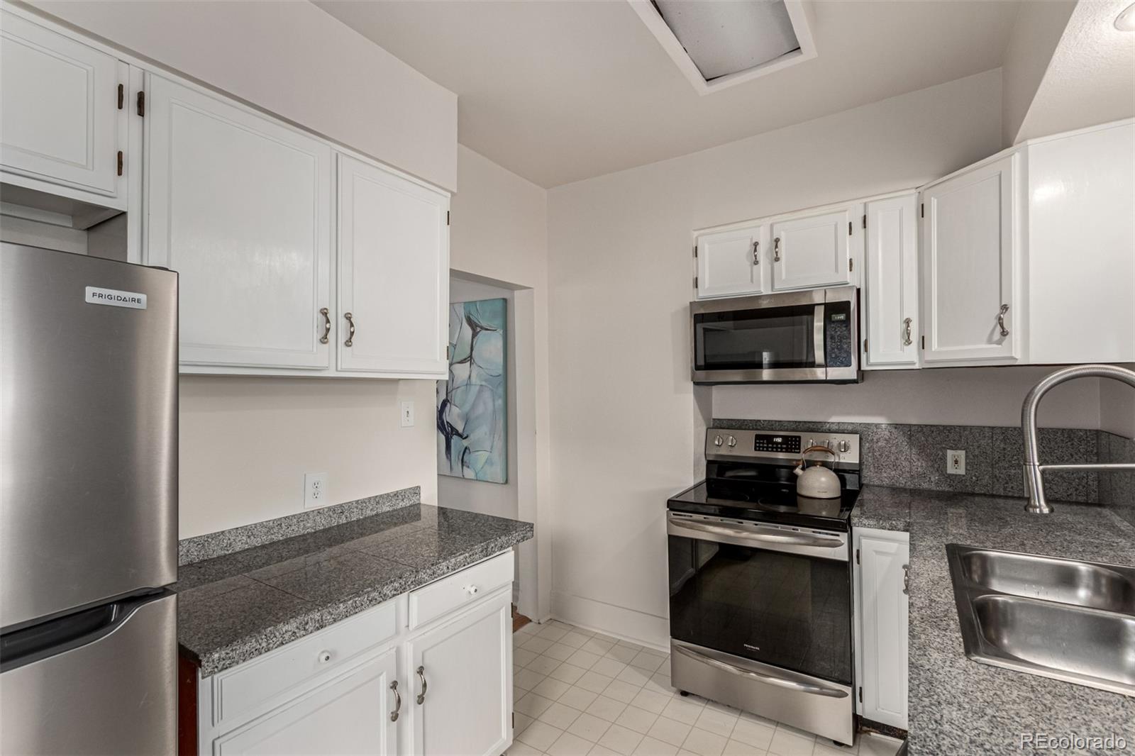 MLS Image #11 for 2664  dahlia street,denver, Colorado