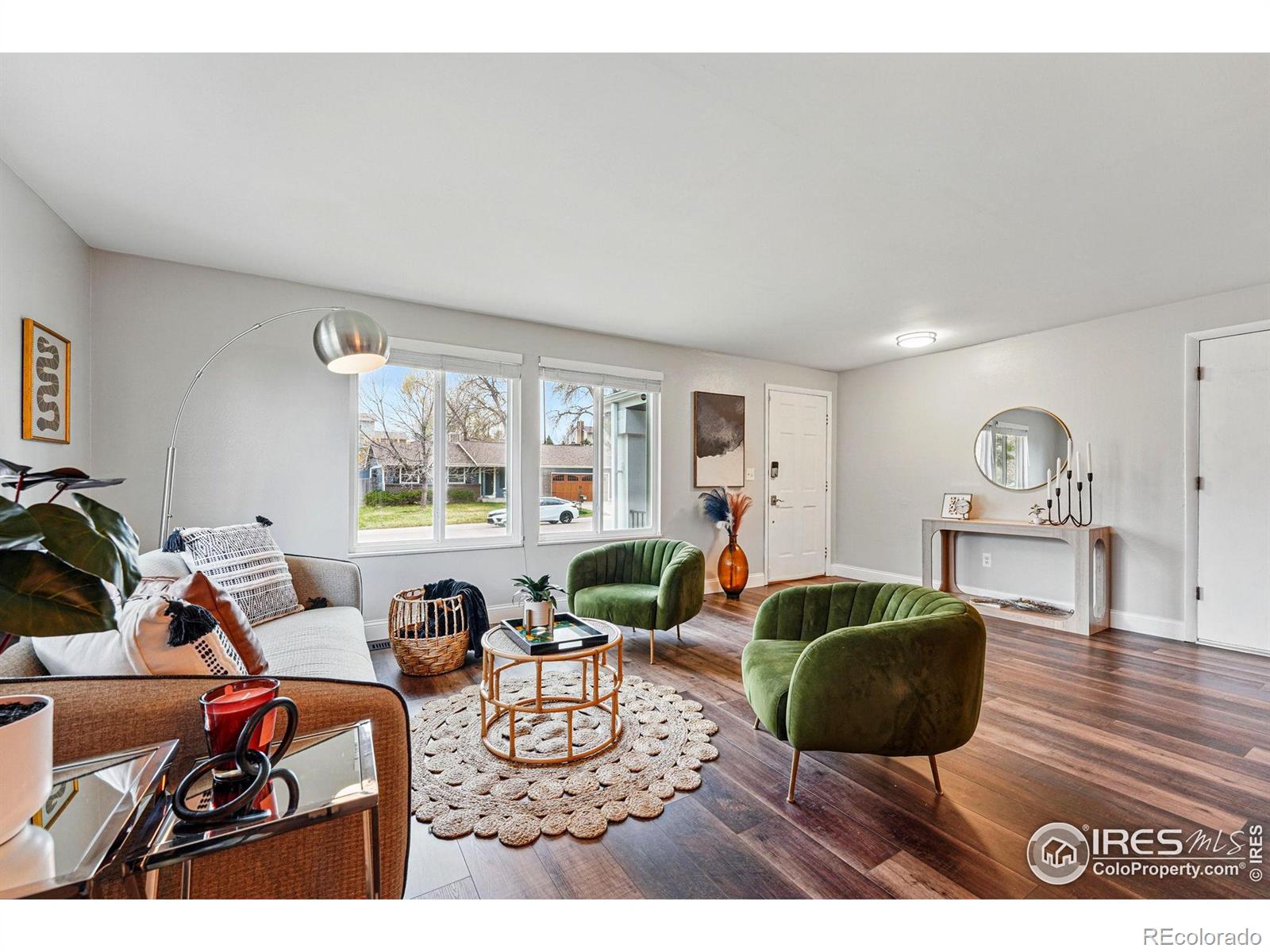 MLS Image #4 for 9601  sierra drive,arvada, Colorado