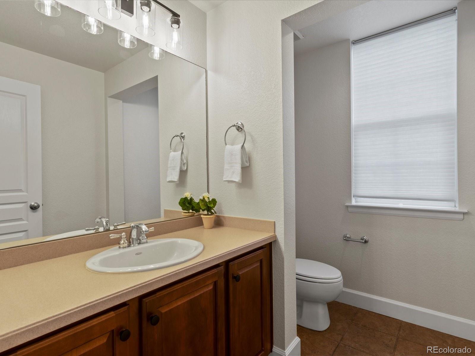 MLS Image #16 for 2880  emporia court,denver, Colorado