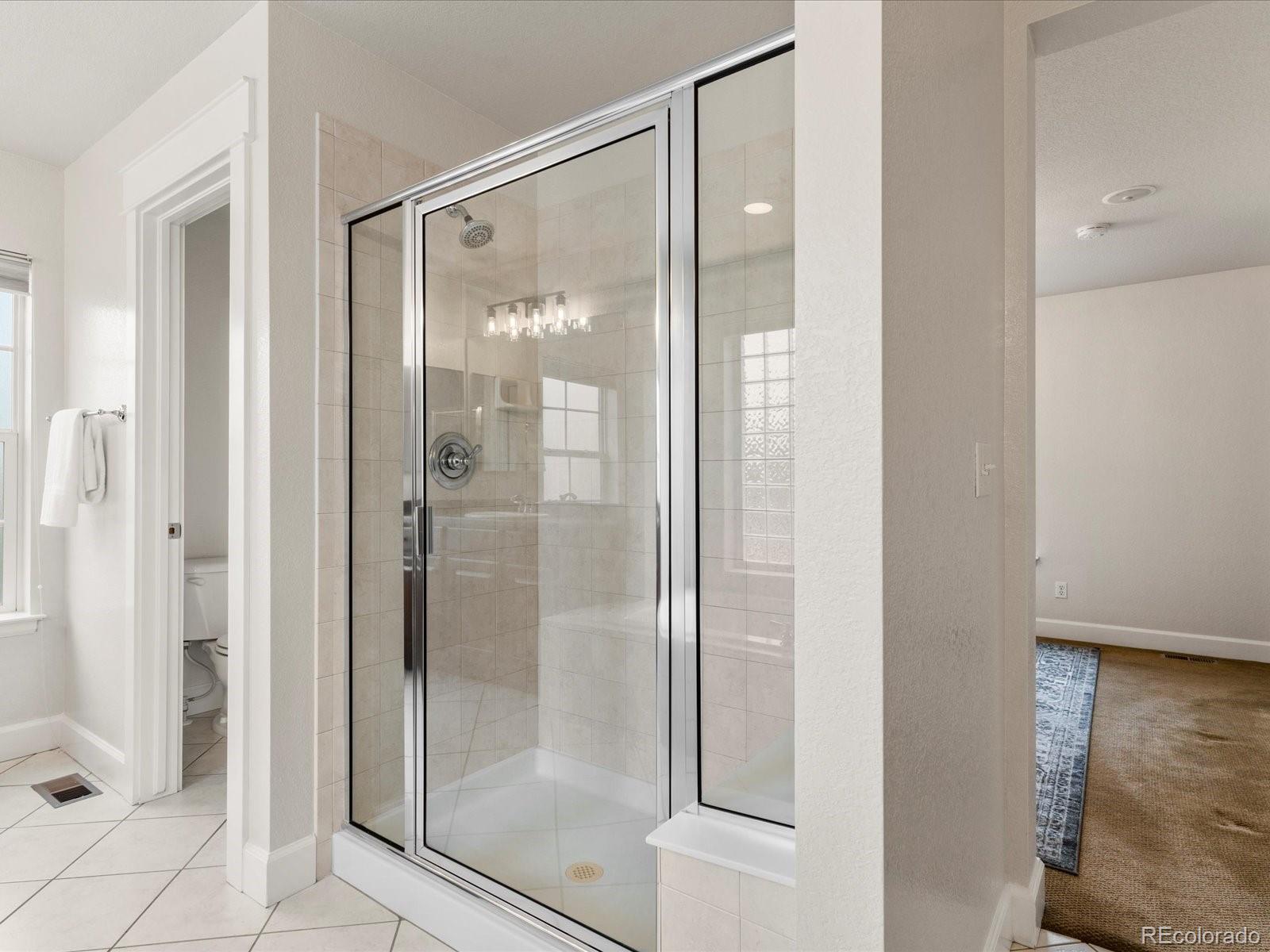 MLS Image #23 for 2880  emporia court,denver, Colorado