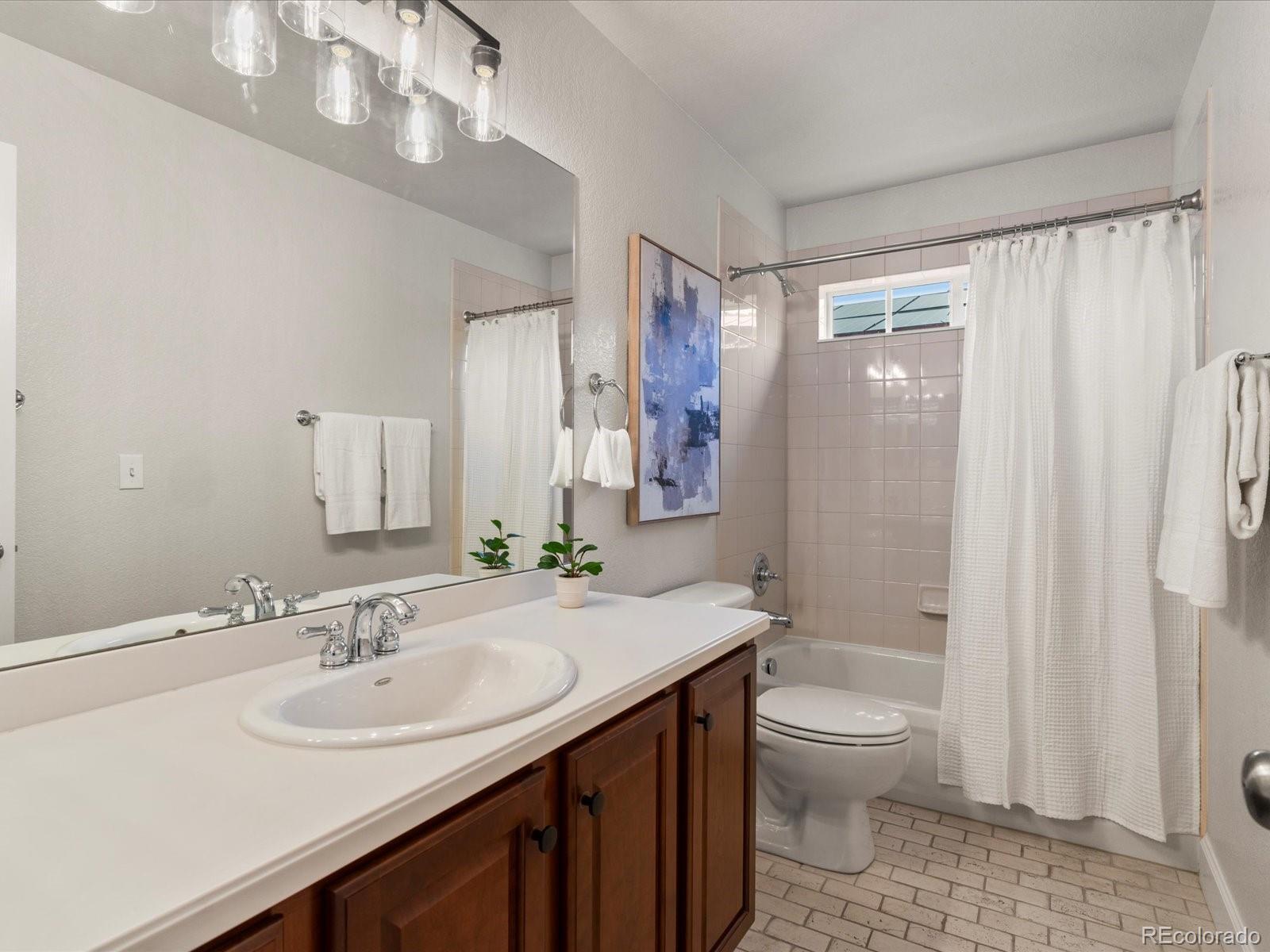 MLS Image #29 for 2880  emporia court,denver, Colorado