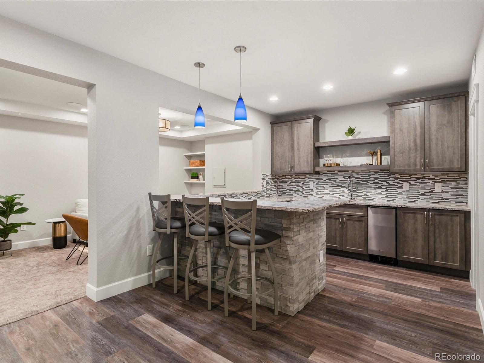 MLS Image #33 for 2880  emporia court,denver, Colorado