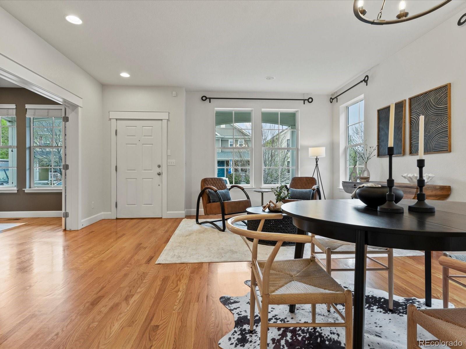 MLS Image #5 for 2880  emporia court,denver, Colorado