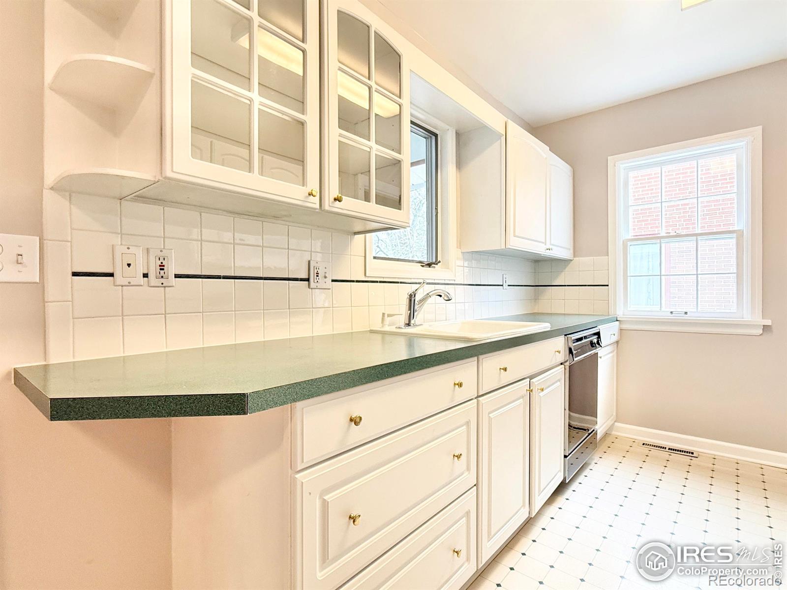 MLS Image #6 for 1909  12th street,greeley, Colorado
