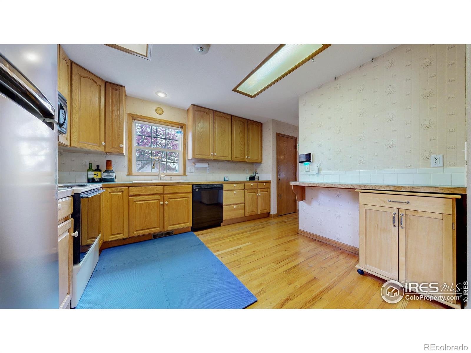 MLS Image #6 for 313 e iowa avenue,berthoud, Colorado