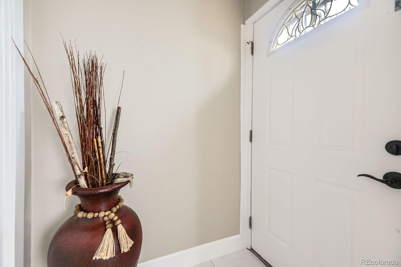 MLS Image #3 for 9391  lilly court,thornton, Colorado