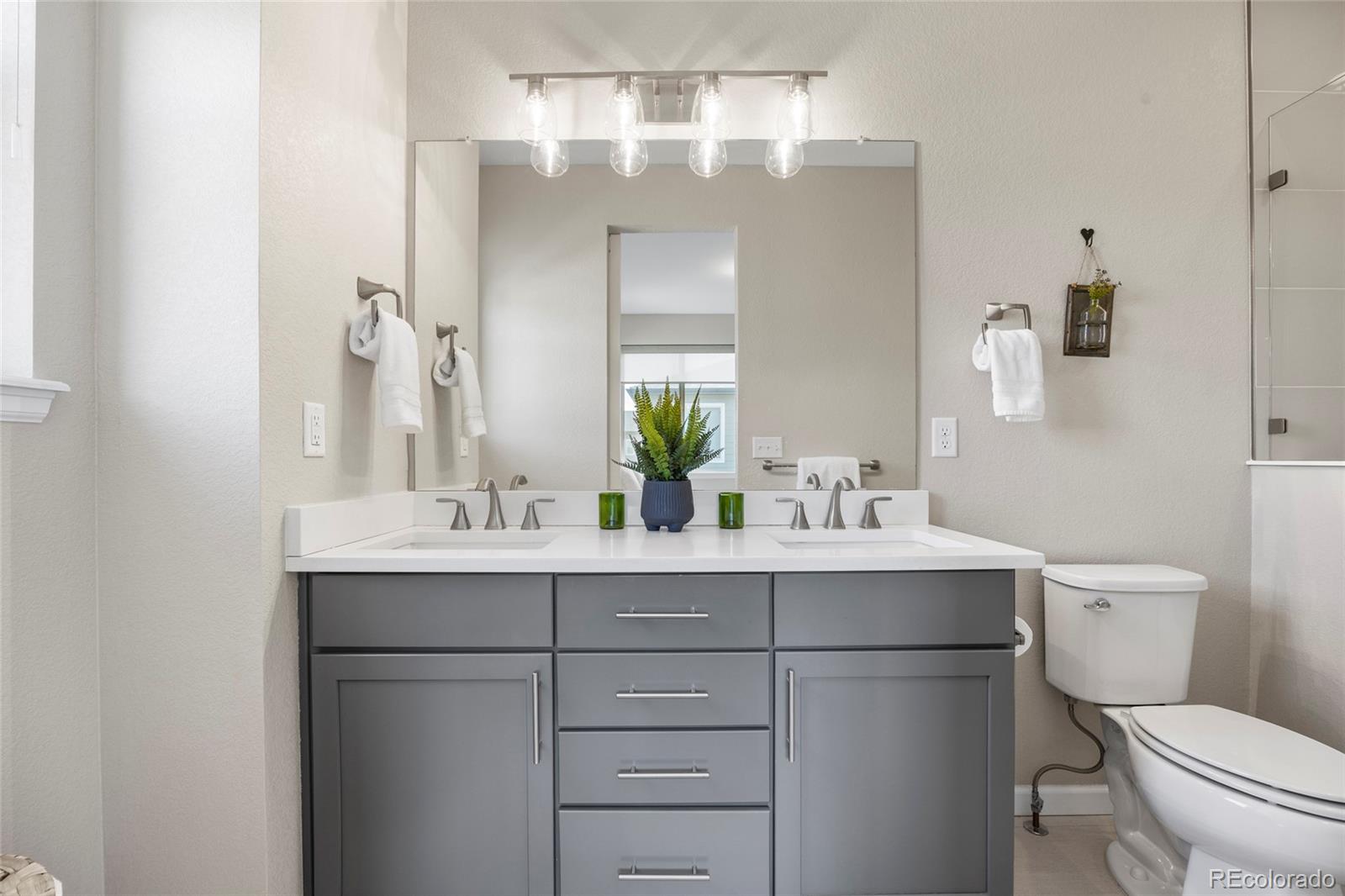 MLS Image #16 for 4265 e iliff avenue,denver, Colorado