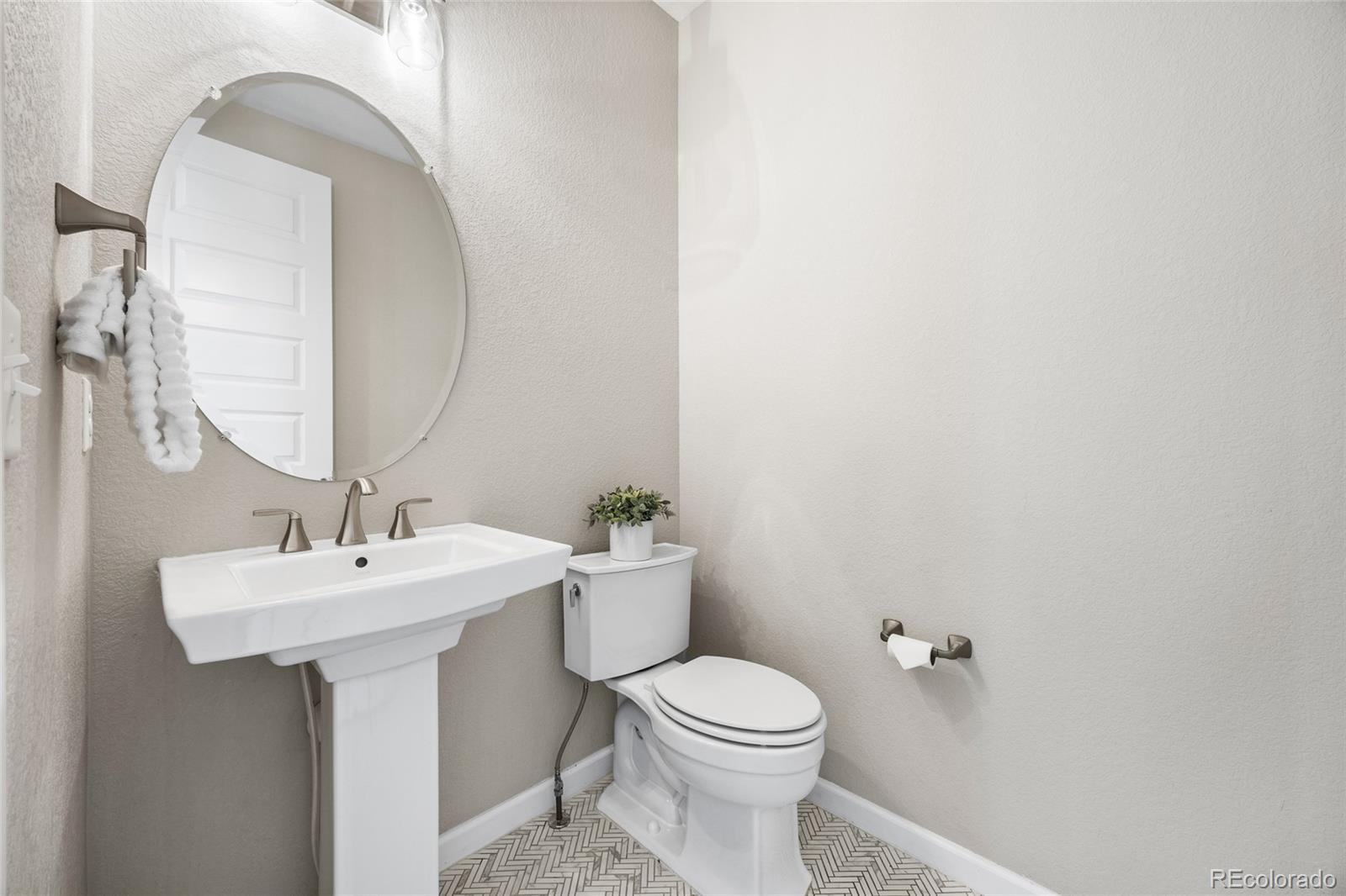 MLS Image #23 for 4265 e iliff avenue,denver, Colorado