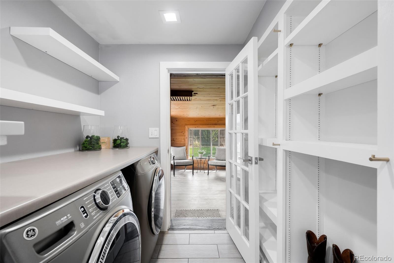 MLS Image #15 for 6960 e wyoming place,denver, Colorado