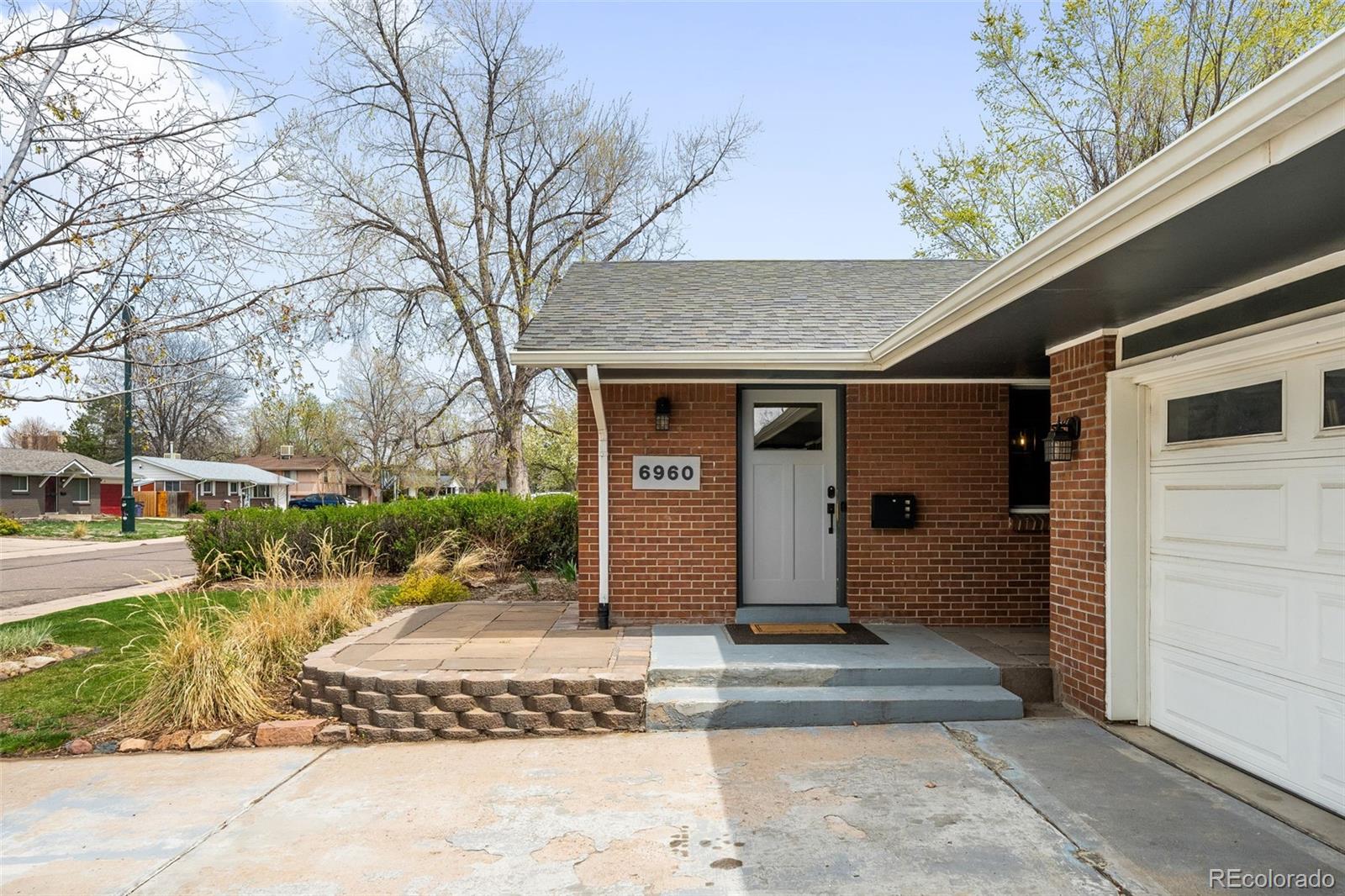 MLS Image #2 for 6960 e wyoming place,denver, Colorado