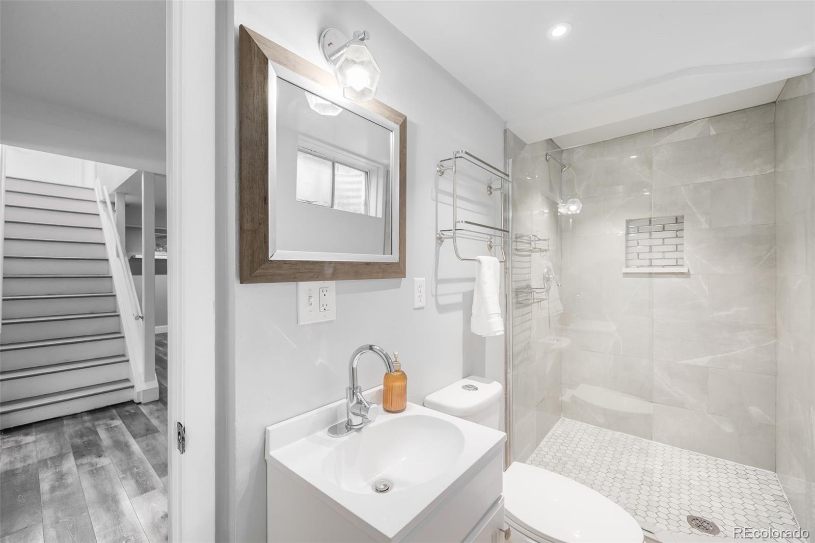 MLS Image #22 for 6960 e wyoming place,denver, Colorado