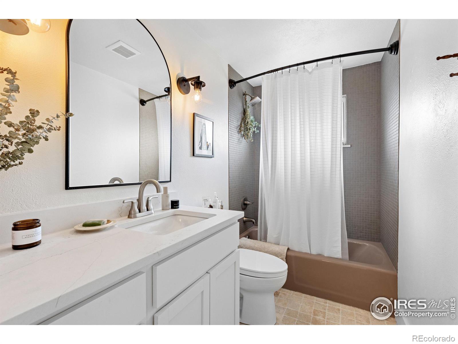 MLS Image #14 for 1527  sherri mar street,longmont, Colorado