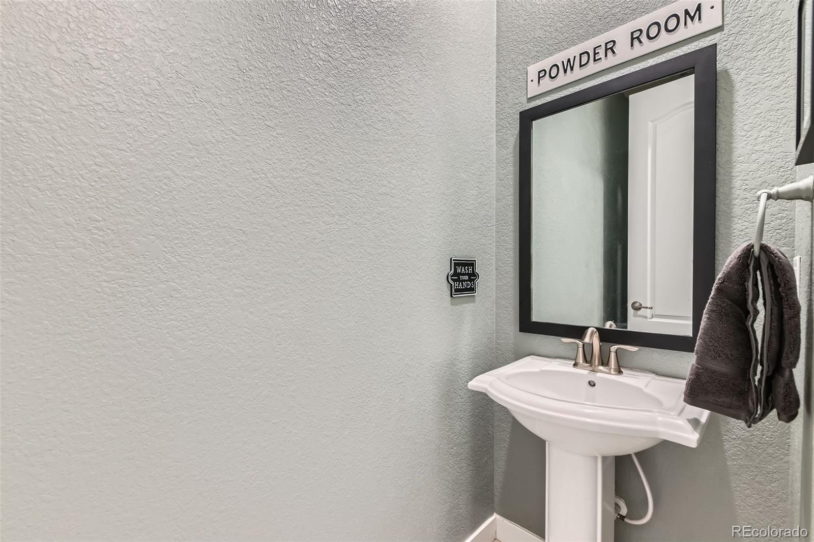 MLS Image #11 for 23098 e narrowleaf drive,aurora, Colorado