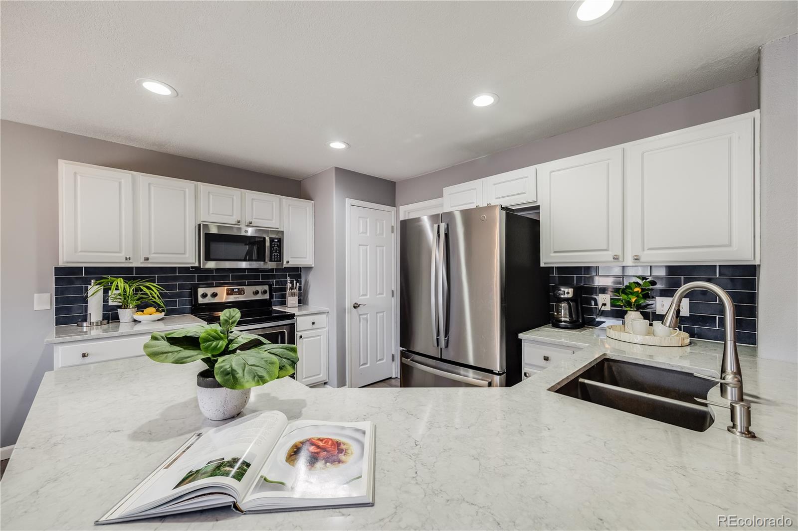 MLS Image #10 for 5559 s quemoy circle,aurora, Colorado