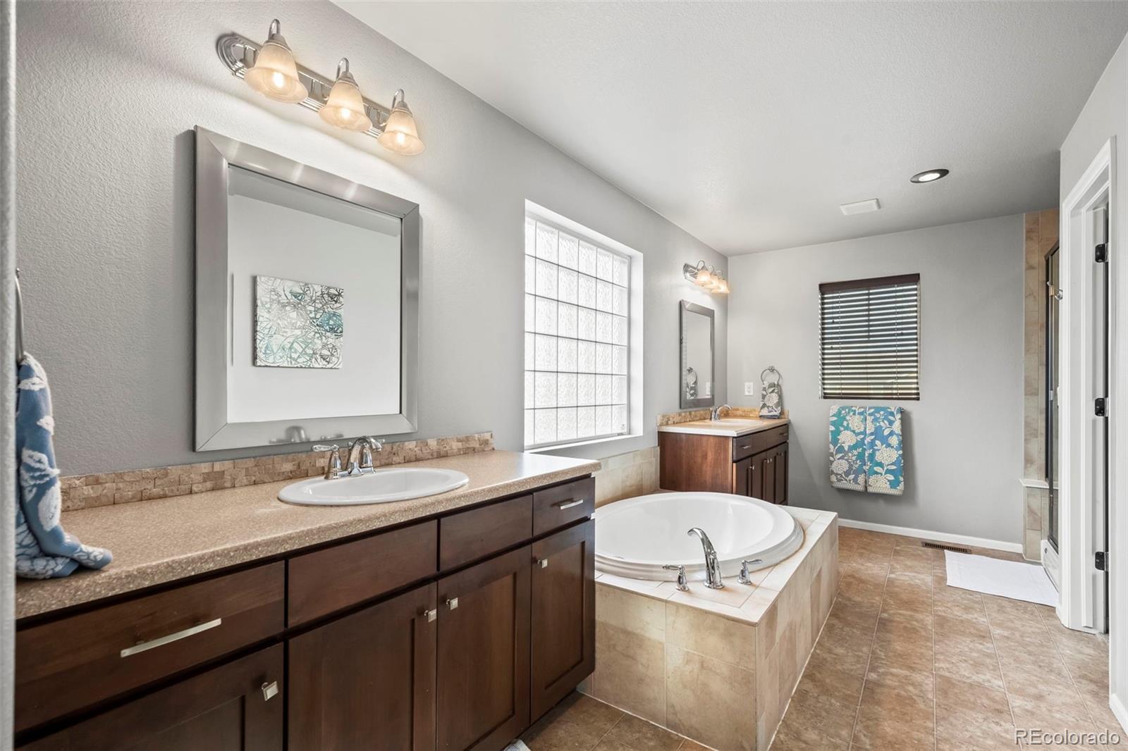 MLS Image #22 for 6475 s newcastle way,aurora, Colorado