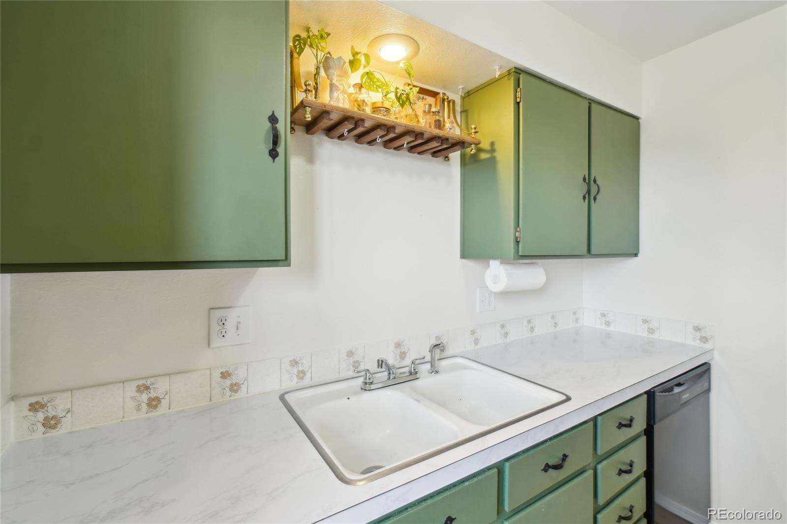 MLS Image #8 for 664  cheryl court,loveland, Colorado