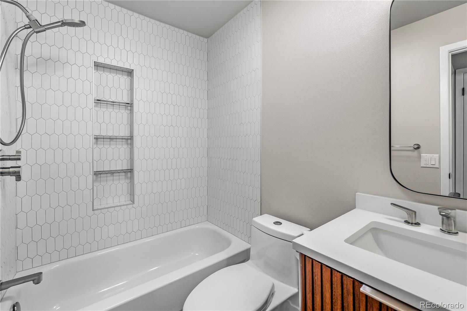 MLS Image #21 for 6960 s knolls way,centennial, Colorado