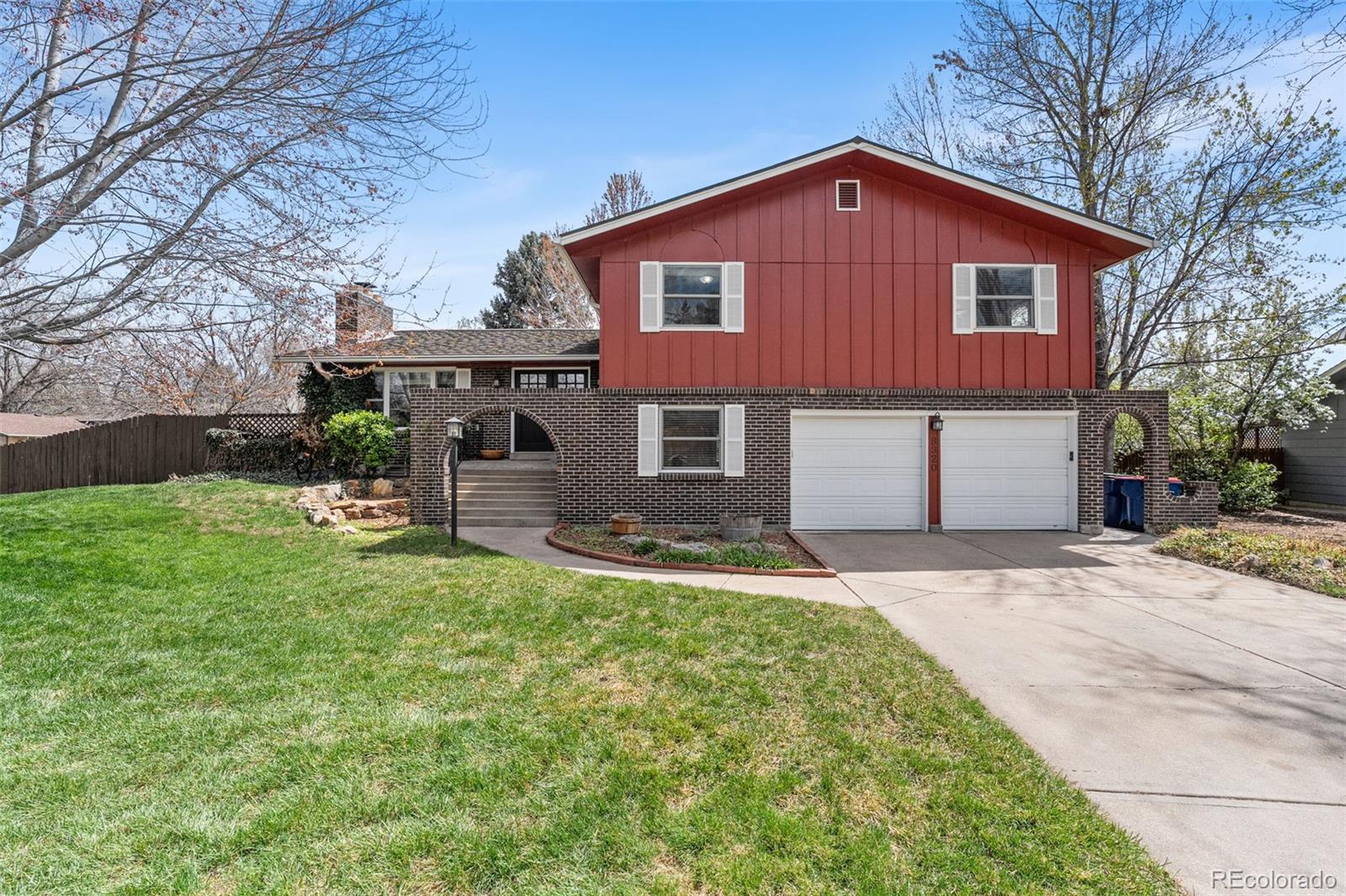 CMA Image for 9014 w harvard drive,Lakewood, Colorado