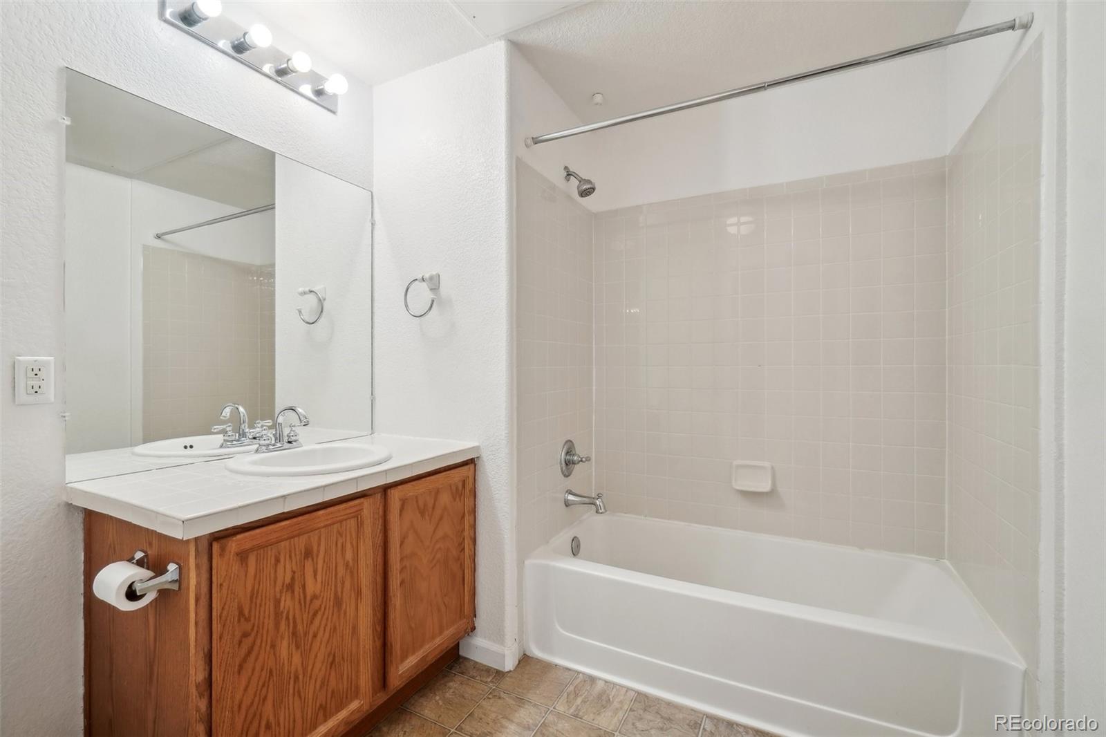 MLS Image #10 for 10259 w 55th drive 103,arvada, Colorado