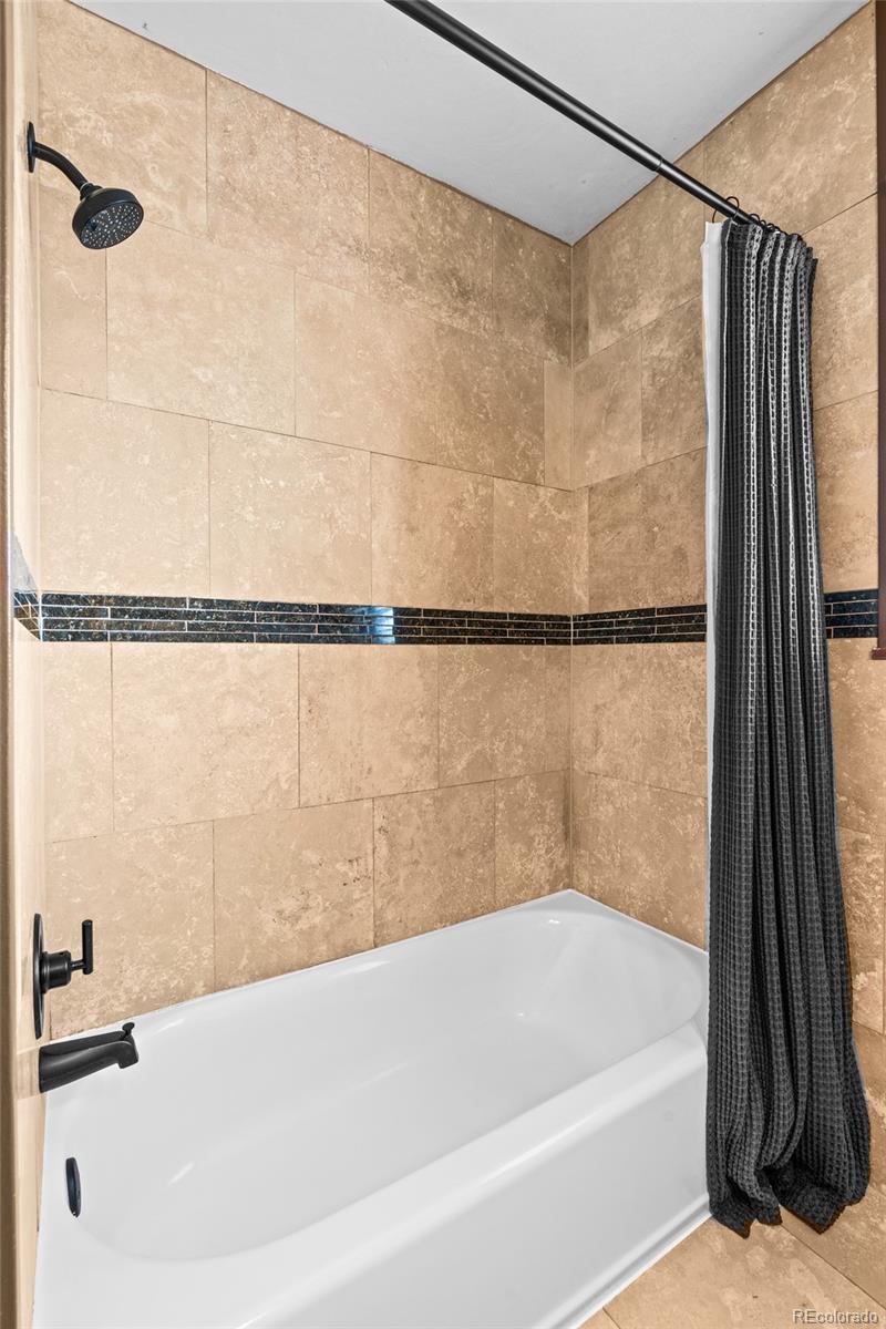 MLS Image #29 for 2120 n poplar street,denver, Colorado
