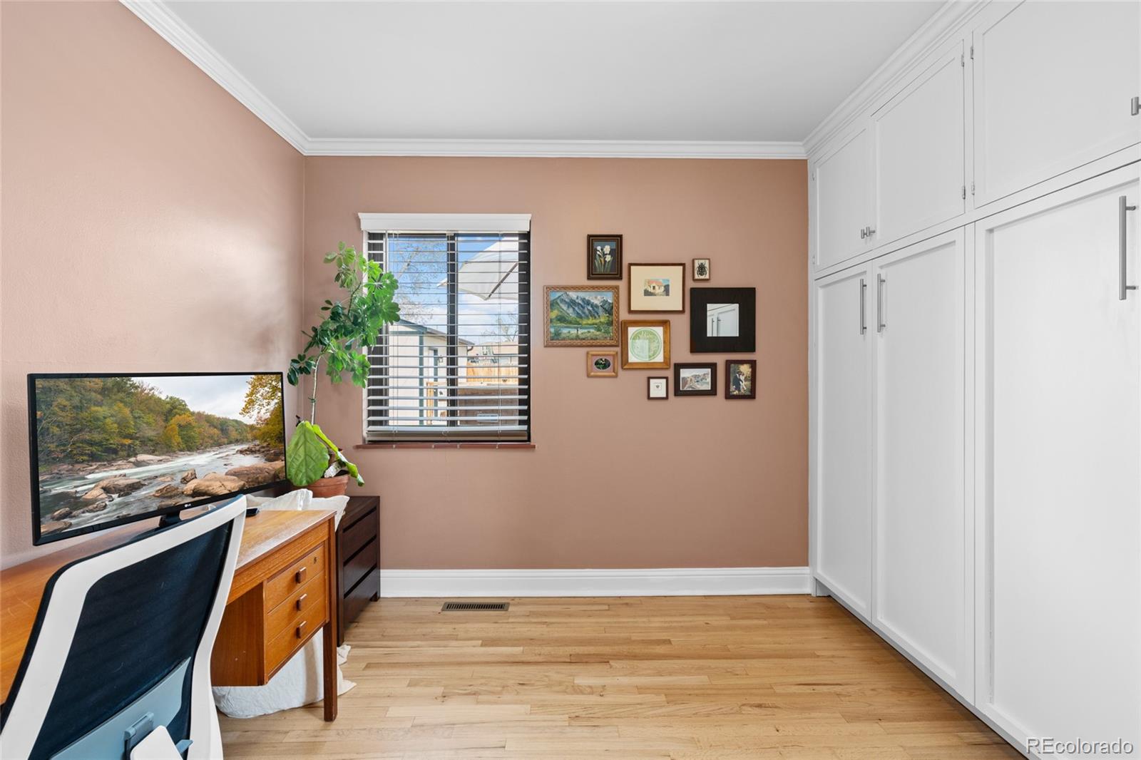 MLS Image #32 for 2120 n poplar street,denver, Colorado