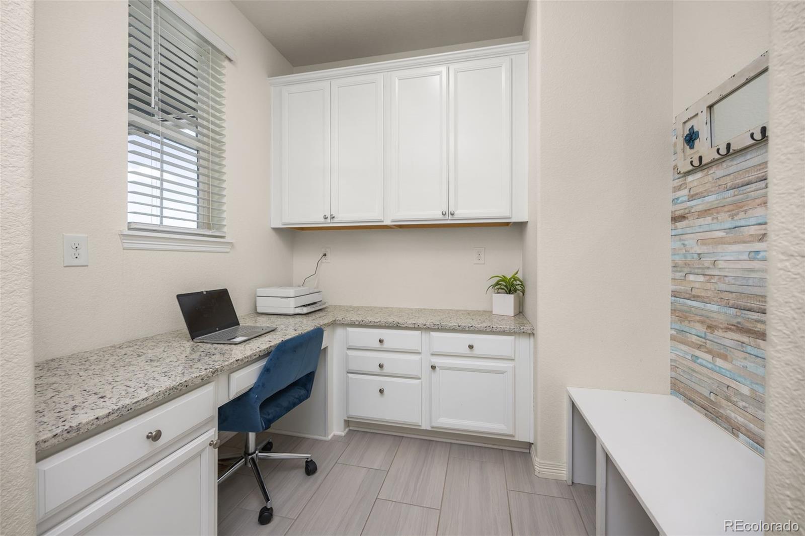 MLS Image #14 for 806  cabot drive,erie, Colorado