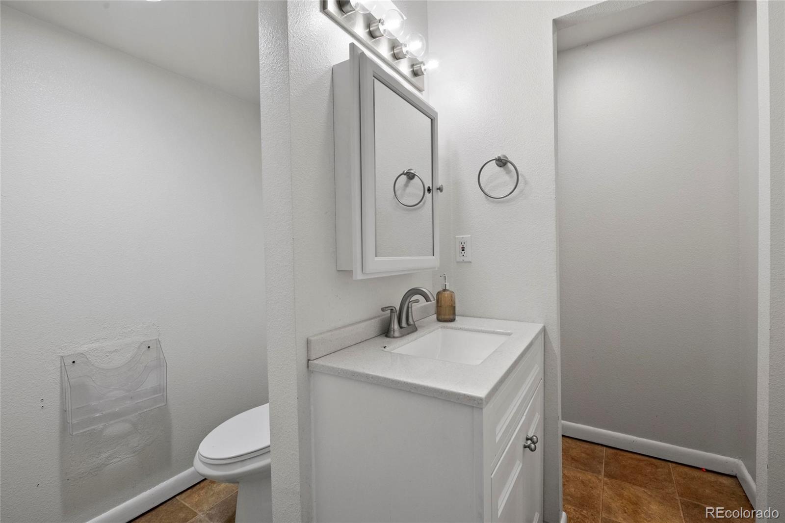 MLS Image #24 for 5716 s lisbon way,centennial, Colorado