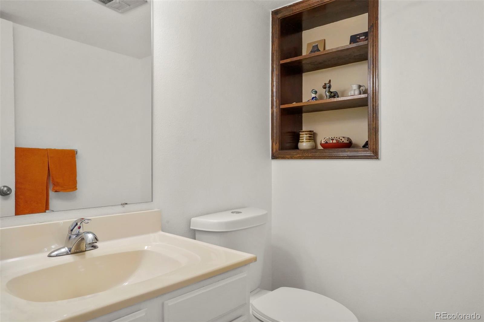MLS Image #18 for 10930 e berry place,englewood, Colorado