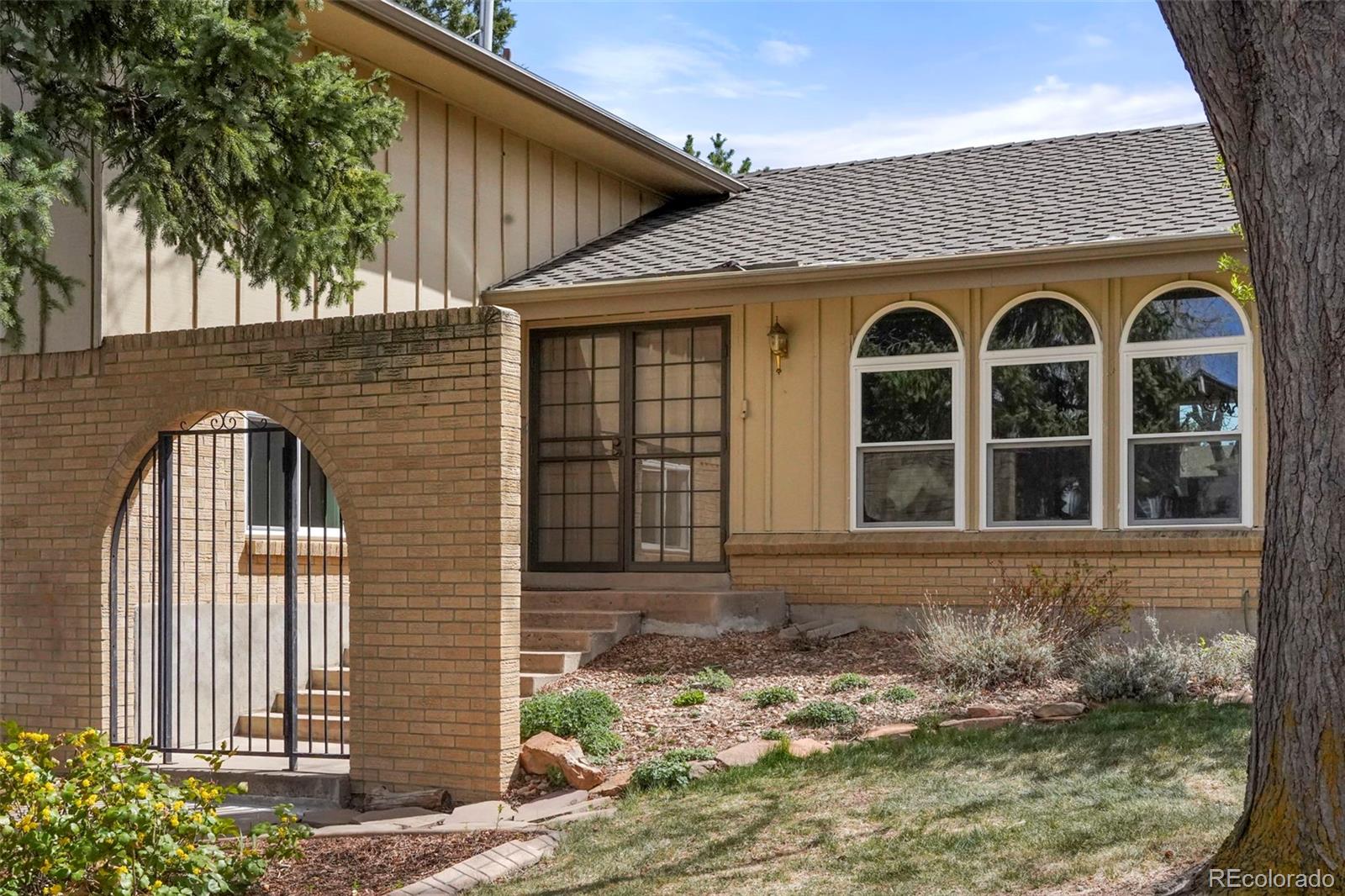MLS Image #2 for 10930 e berry place,englewood, Colorado