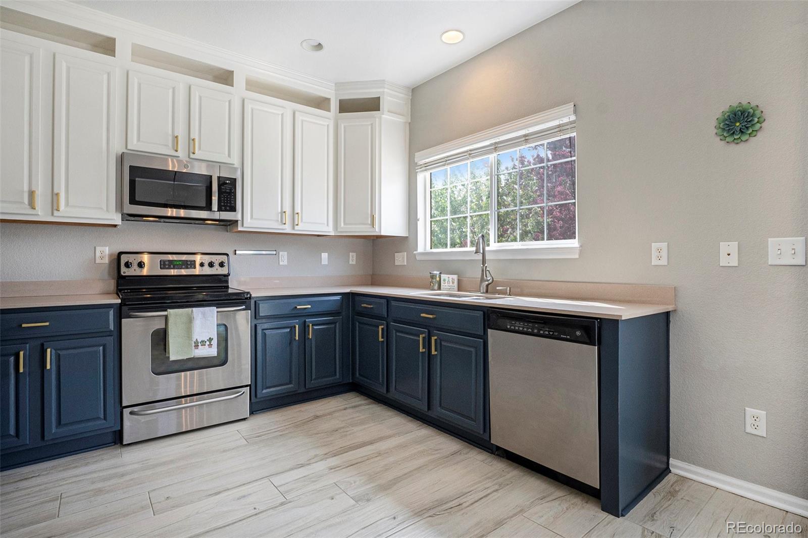 MLS Image #12 for 4307  beautiful circle,castle rock, Colorado