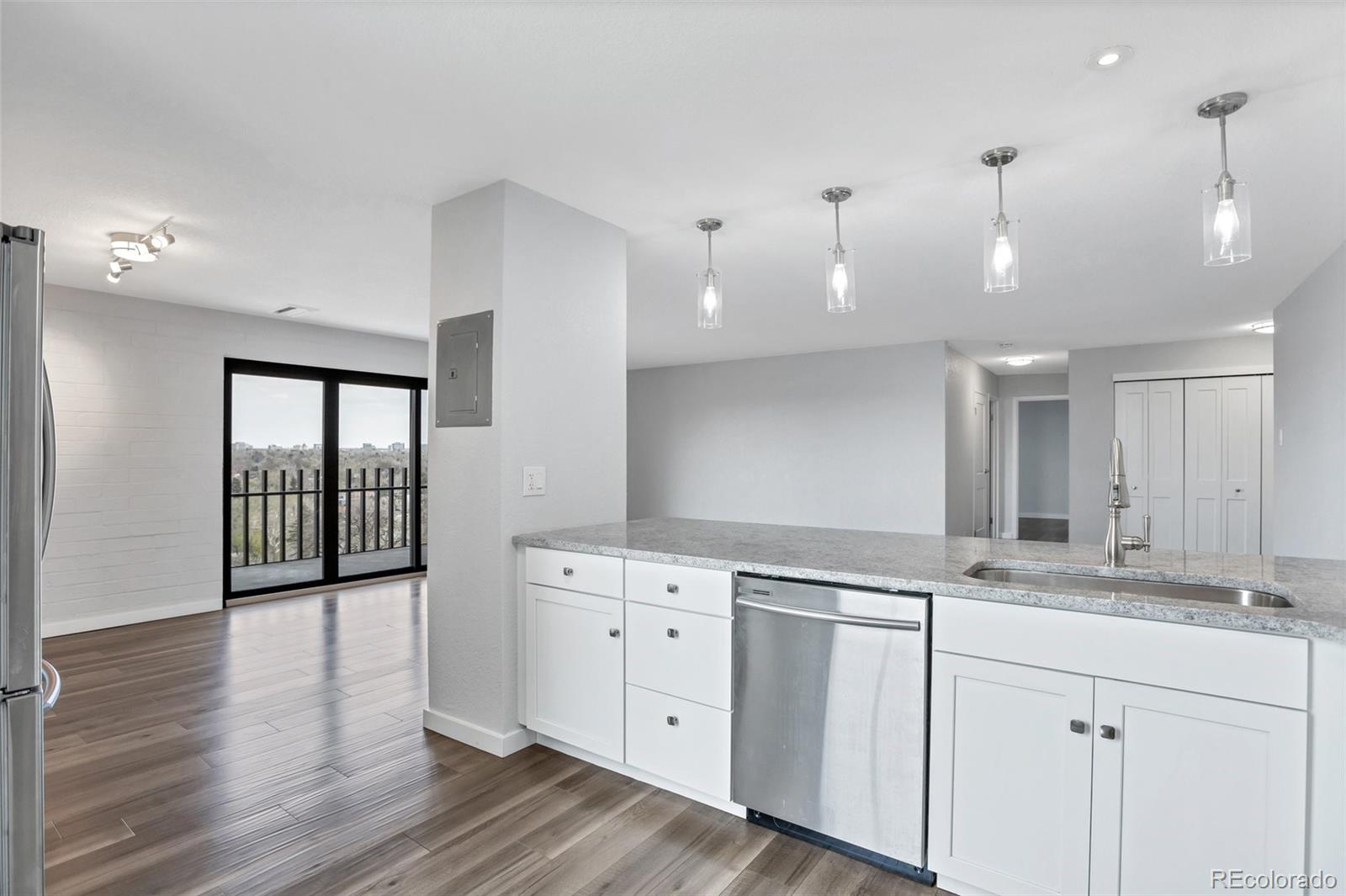 MLS Image #14 for 460 s marion parkway,denver, Colorado