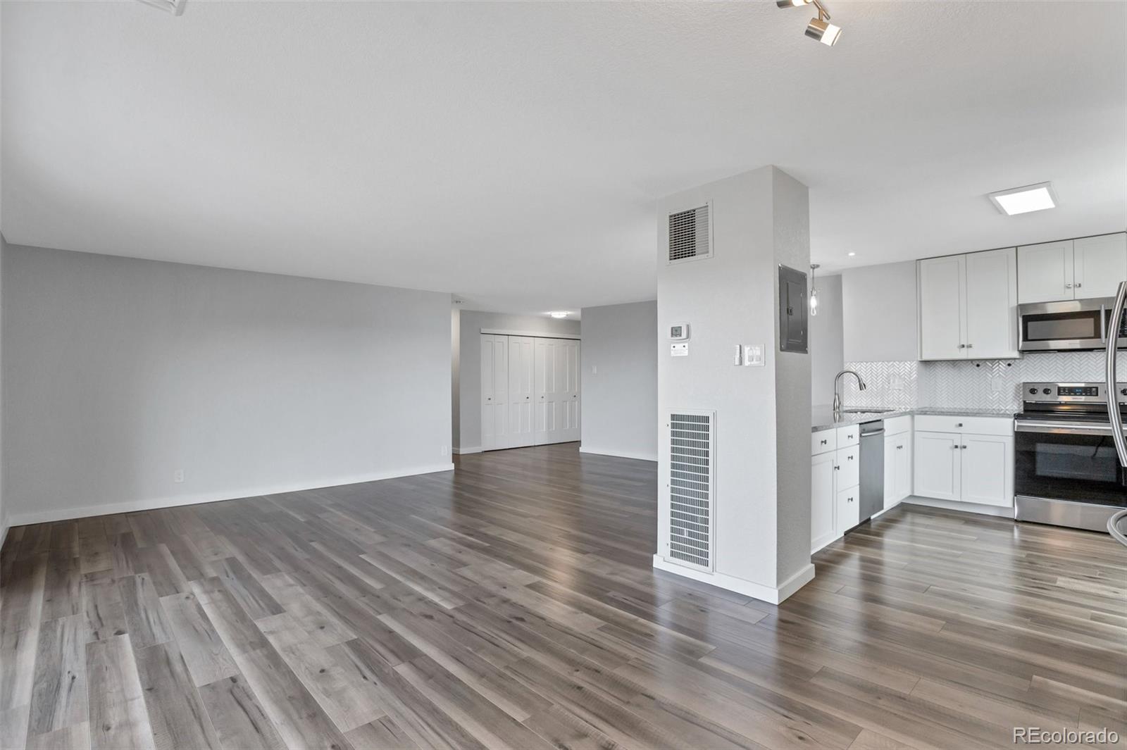 MLS Image #15 for 460 s marion parkway,denver, Colorado