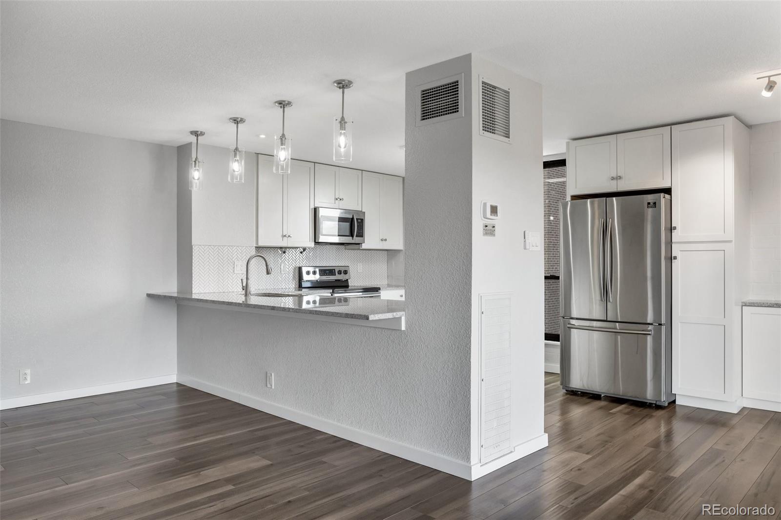 MLS Image #16 for 460 s marion parkway,denver, Colorado