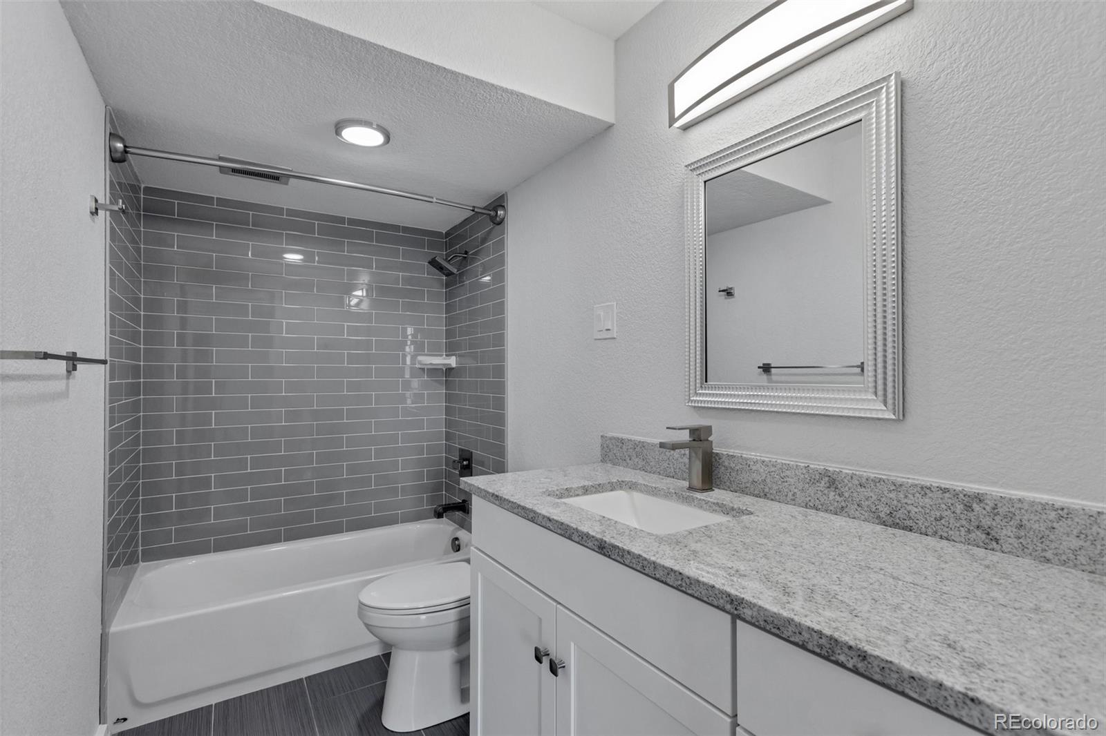MLS Image #7 for 460 s marion parkway,denver, Colorado