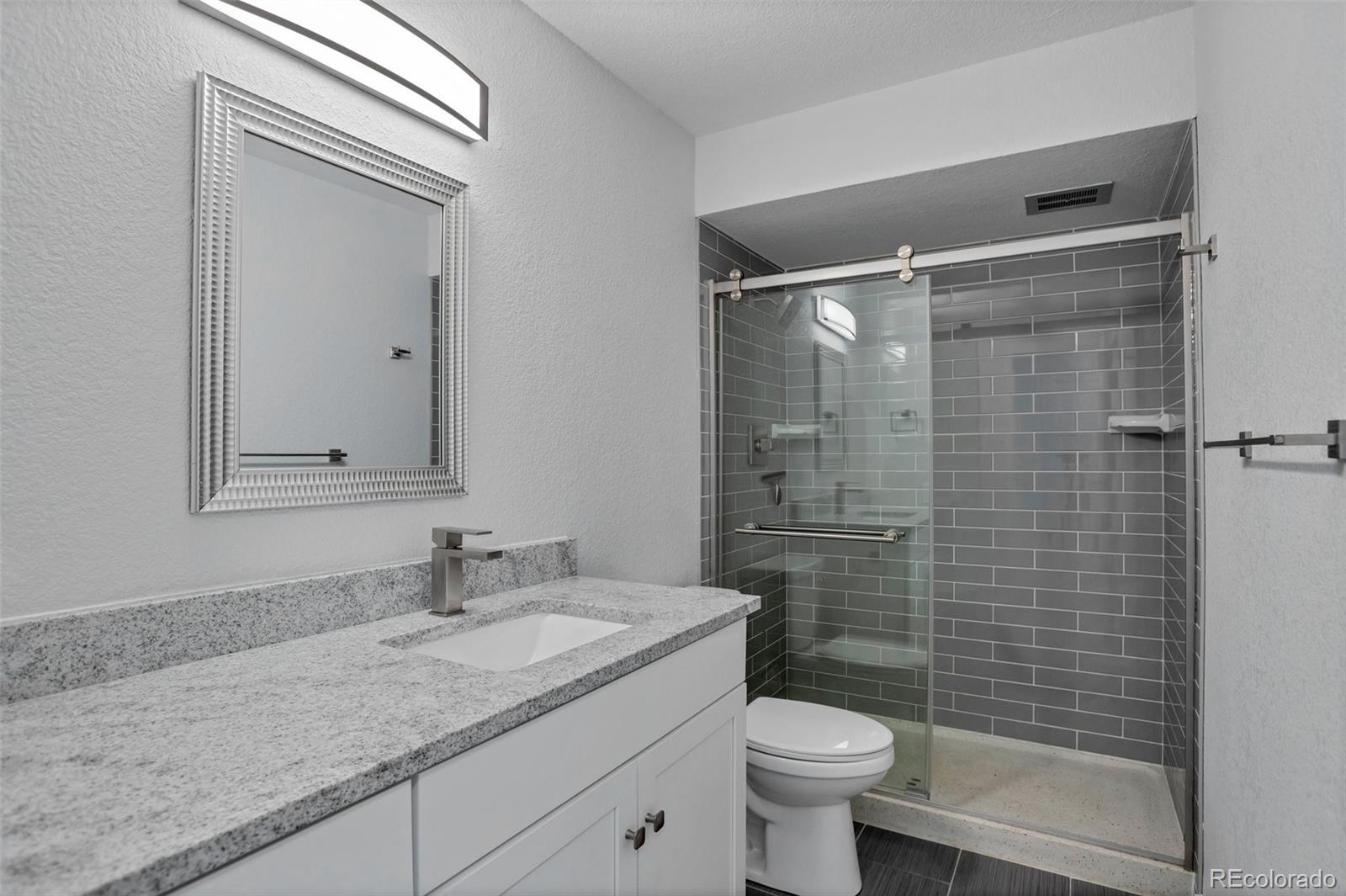 MLS Image #8 for 460 s marion parkway,denver, Colorado