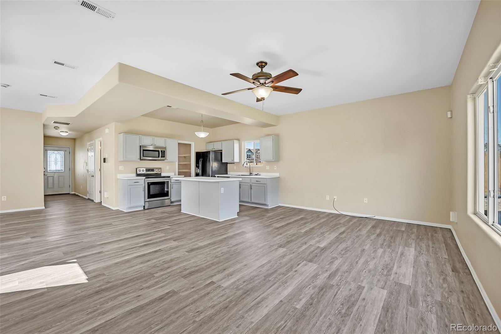 MLS Image #11 for 9214  sand myrtle drive,colorado springs, Colorado